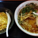 ほりもと - 料理写真:支那そば・半チャーハン 1040円