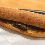 スターバックスコーヒー - キーマカレー石窯フィローネ