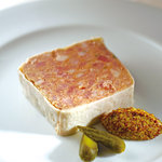 ヌガ - 田舎風パテ　食べ応え十分の厚さ☆