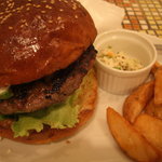 FELLOWS - バーベキューアボカドバーガー