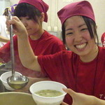 笑顔がステキなスタッフさんです（掲載了承済み）