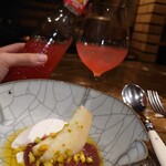 テアトロアッカ - 生ハム仕立てのパンナコッタにイチジクソースを添えて