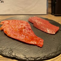 焼肉 ジャンボ はなれ - ハツ、上カルビ