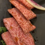 山形黒毛和牛 米沢牛焼肉 仔虎 - 