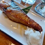 魚三酒場 - ぶり照焼@450円