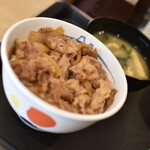 松屋 - 料理写真:牛めし・並（４００円）２０２３年７月