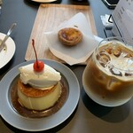 CAFE 389