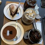 CAFE 389