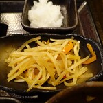 しんぱち食堂 - 大根キンピラ