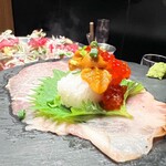 粋な肉 - ローストポークの肉手巻き寿司