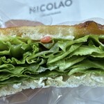 NICOLAO Coffee And Sandwich Works - スモークサーモン（裏側）。
