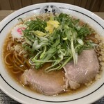 京都 麺屋たけ井 - ラーメン(税込930円)