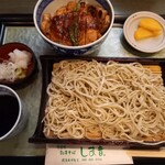 212433636 - サービスランチ(950円)　豚丼