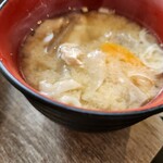 とんかつ 王龍 - 定食の豚汁