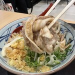 丸亀製麺 - 【2023.7.27(木)】鬼おろし豚しゃぶぶっかけ（並盛）740円→710の豚バラ肉