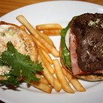 ムースヒルズバーガー - 特製ワサビソースが美味しくしています