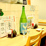 高知 アテと酒 ほたえる - カウンター