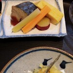 しんくらしき 二海 - 野菜スティック、サワラの梅肉ソース