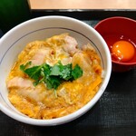 なか卯 - とろたま親子丼（ごはん小盛）［クーポン利用で490円→430円］ 