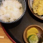 しんくらしき 二海 - ご飯とお漬け物