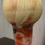 フルーツすぎ - 桃まるごとパフェ(浅間白桃) 2,800円