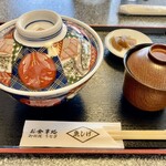 魚しげ - うな丼 竹