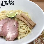 麺屋くろ松 - 鶏と煮干しの冷やし和えつけ麺（塩）