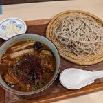 手打ち蕎麦 雷鳥 - 「鳥と茄子のピリ辛坦々つけ汁せいろ」一式