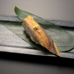 東京寿司 ITAMAE SUSHI - 江戸前活〆煮穴子（塩わさび）