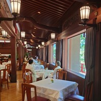 レストラン カスケード - 窓際席