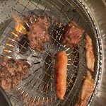 Yakiniku Tokkyuu Kameokaten - 