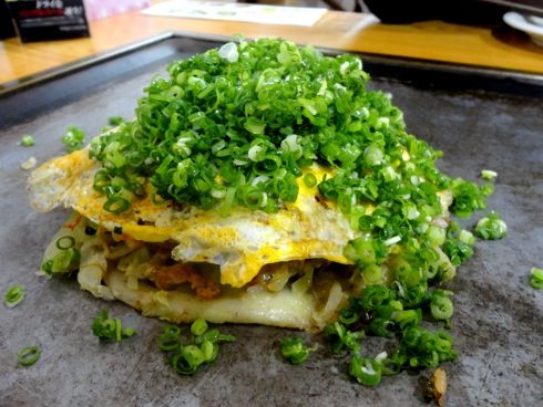 お好み焼きコバヤシ キムチチャーハン入り庄原焼きってどんな味 By 口コミ グルメ隊 お好み焼コバヤシ 備後庄原 お好み焼き 食べログ