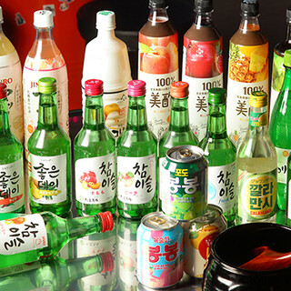 A full lineup of authentic drinks! All-you-can-drink available for an additional 1,500 yen on top of the course.