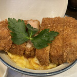 Atsugiritojinai Katsudon Roku Katsu - 