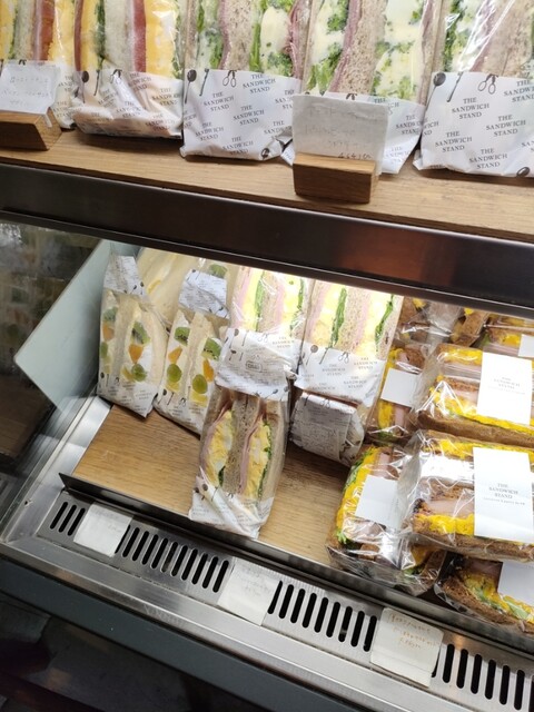 THE SANDWICH STANDの掲載写真