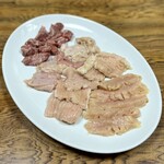 焼肉幸泉 - ミノ・シマチョウ・ギアラ・ゲタ