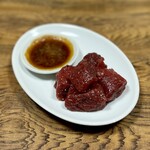 焼肉幸泉 - 赤身角切