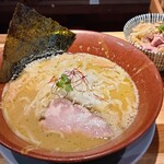 麺屋 貝夢 - 牡蠣らぁ麺 貝だし飯セット