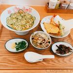 讃岐うどん 本格手打 てつ家 - 