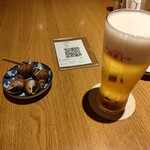 Sake To Wain To Ryouri Horide Shokudou - お通し(バイ貝) ¥440 と生ビール ¥670