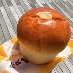 平井製菓 - 牛乳あんパン