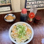 丸池製麺所 - 奥のお座敷でいただきました。