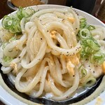 丸池製麺所 - しっかり下から混ぜていただきます。