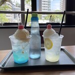 ピアノカフェ - ラムネフロート＆瀬戸内レモンフロート