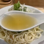 開運橋通 ふじ原 - 「冷やし塩煮干しそば」　伊吹いりこのスープ