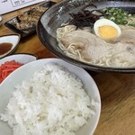 久留米ラーメン丸八 - 