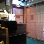 尾張屋 - 店内入口付近