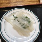 西端夢浪漫 - 刺身で食べる部分だけ取り分けます