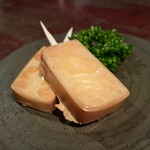 Kunsei Niimarui Chigoushitsu - 16時間燻製した焼きチーズ