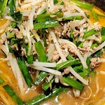 三勝 - ・ニラもやしラーメン825円